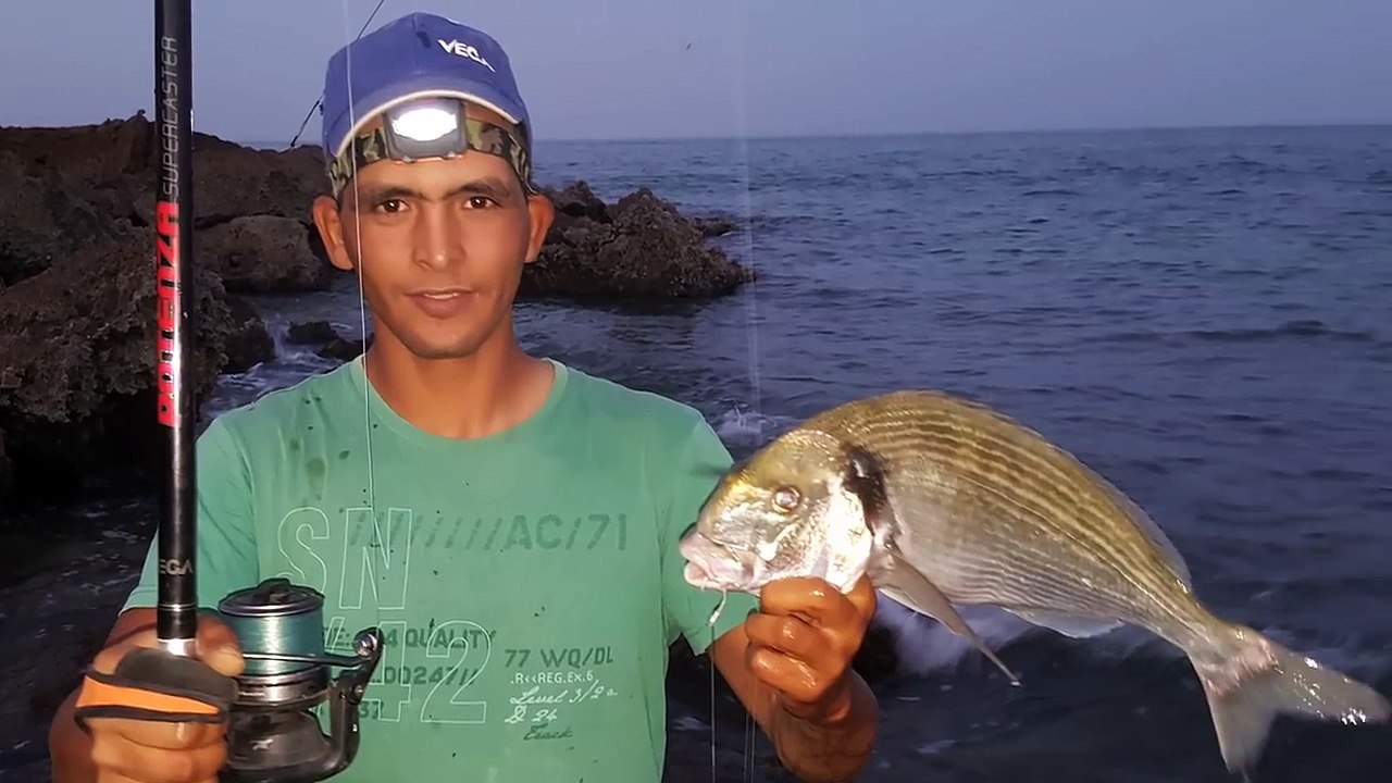 ✔ صيد السمكة الملكية و لقطة كوميدية مضحكة  أثناء الصيد