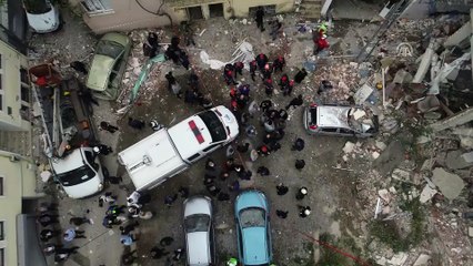 Bir binada patlama sonucu çıkan yangın kontrol altına alındı - Havadan görüntüler - BURSA