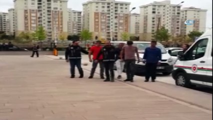 Sosyal medya üzerinden dolandırdılar