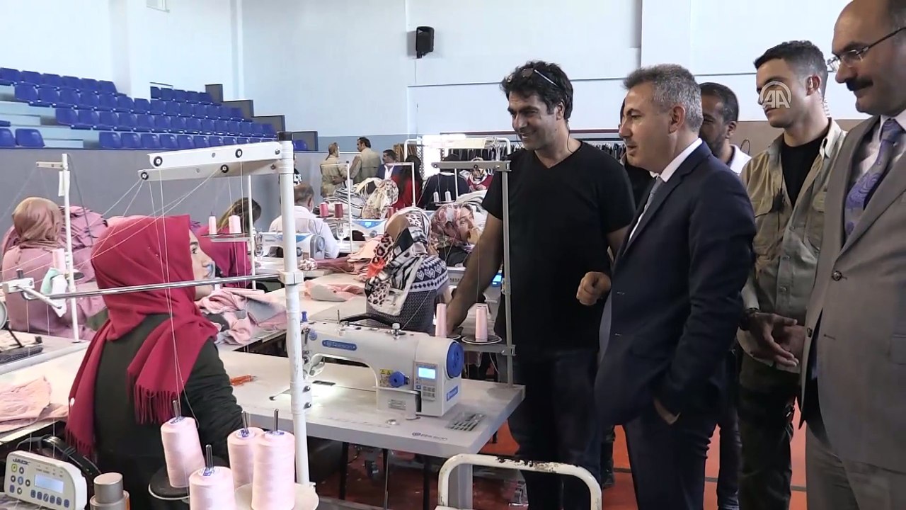 Ünlü giyim markalarının ürünlerinin Ağrı'da üretilmesi hedefleniyor -  Dailymotion Video