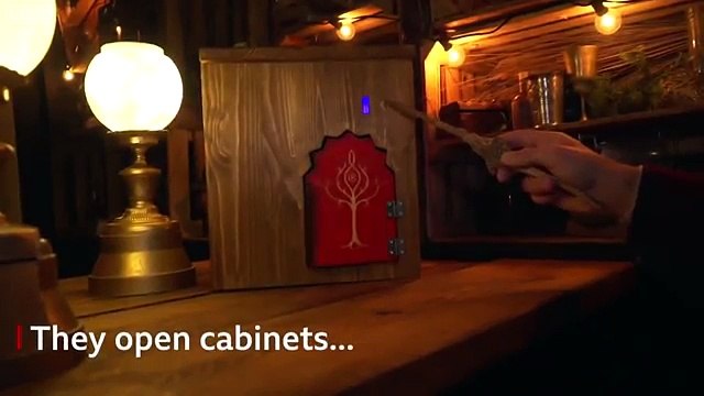 Harry Potter-inspired bar: Why millennials are magically mixing their drinks - BBC News
