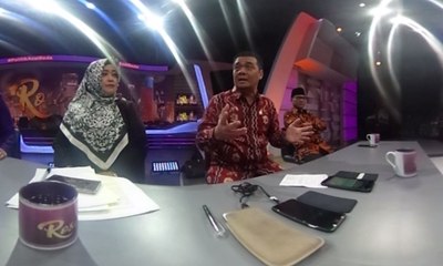Politik Asal Beda [360cam] - ROSI (2)
