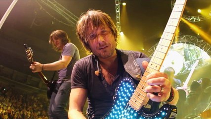 Keith Urban - You Gonna Fly