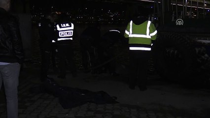 Haliç'te erkek cesedi bulundu - İSTANBUL
