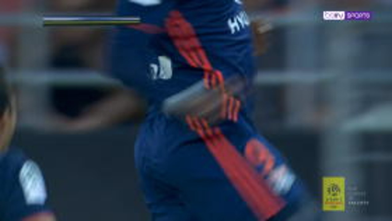 Dembele scores delightful chip for first Lyon goal