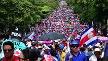 Bloqueos en Costa Rica por manifestación de sindicatos en huelga