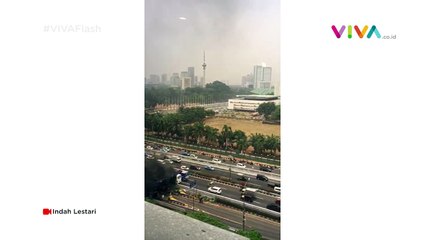 VIDEO: Gerbang Tol Pejompongan Terbakar!