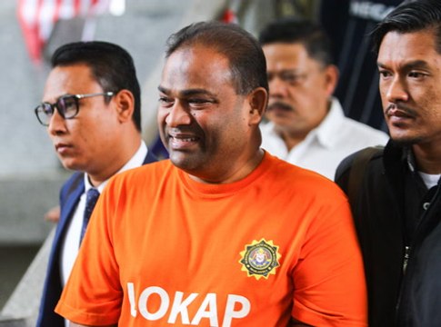 Azeez to keep Umno posts for now, says Ahmad Zahid