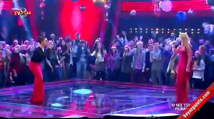 Hadise ve Ebru Gündeş'ten muhteşem düet