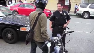 Keanu Reeves Talking To A Police Officer