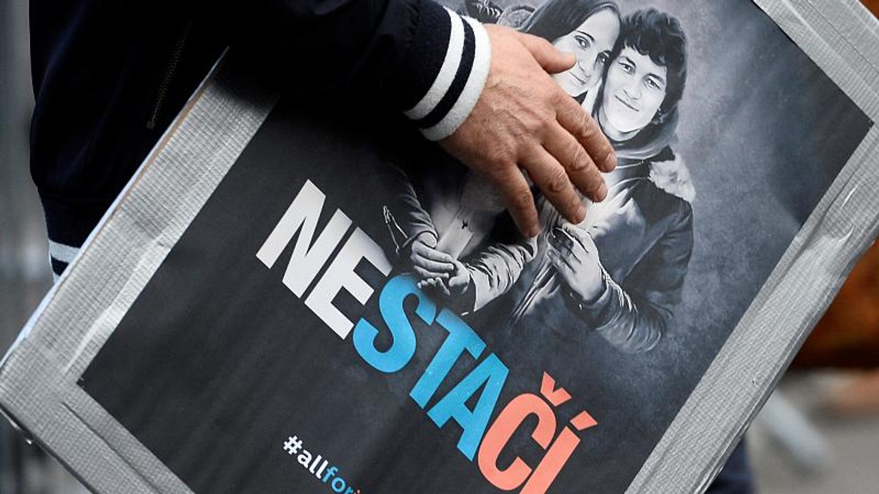 Arrestation de suspects du meurtre du journaliste Jan Kuciak en Slovaquie