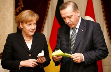 Erdogan en visite en Allemagne après des années de tensions