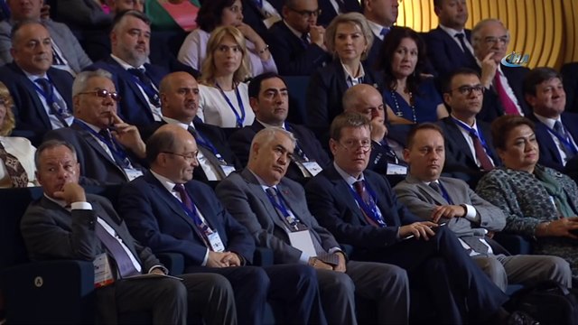 - Putin '9. Azerbaycan-Rusya Bölgesel Forumu’na Katıldı- Putin, Azerbaycan’da Aliyev İle Bir Araya Geldi