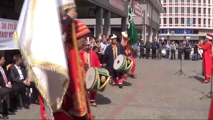 Tarihi Tulumbacılar Temsili Yangına Müdahale Etti