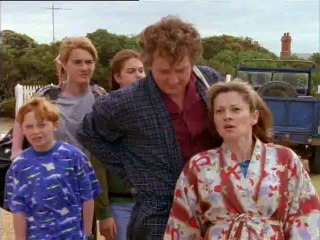 Round The Twist S04E13 Isle Of Dreams