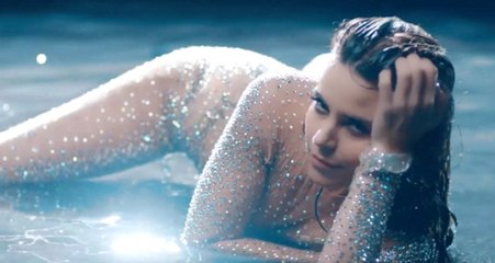 Simge Sağın Yeni Klibiyle Sosyal Medya Kullanıcılarının Diline Düştü