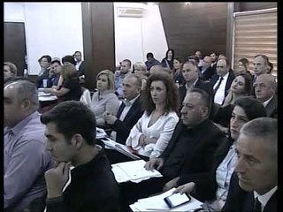 Ardian Gjini i kthen përgjigje Agon Batushës