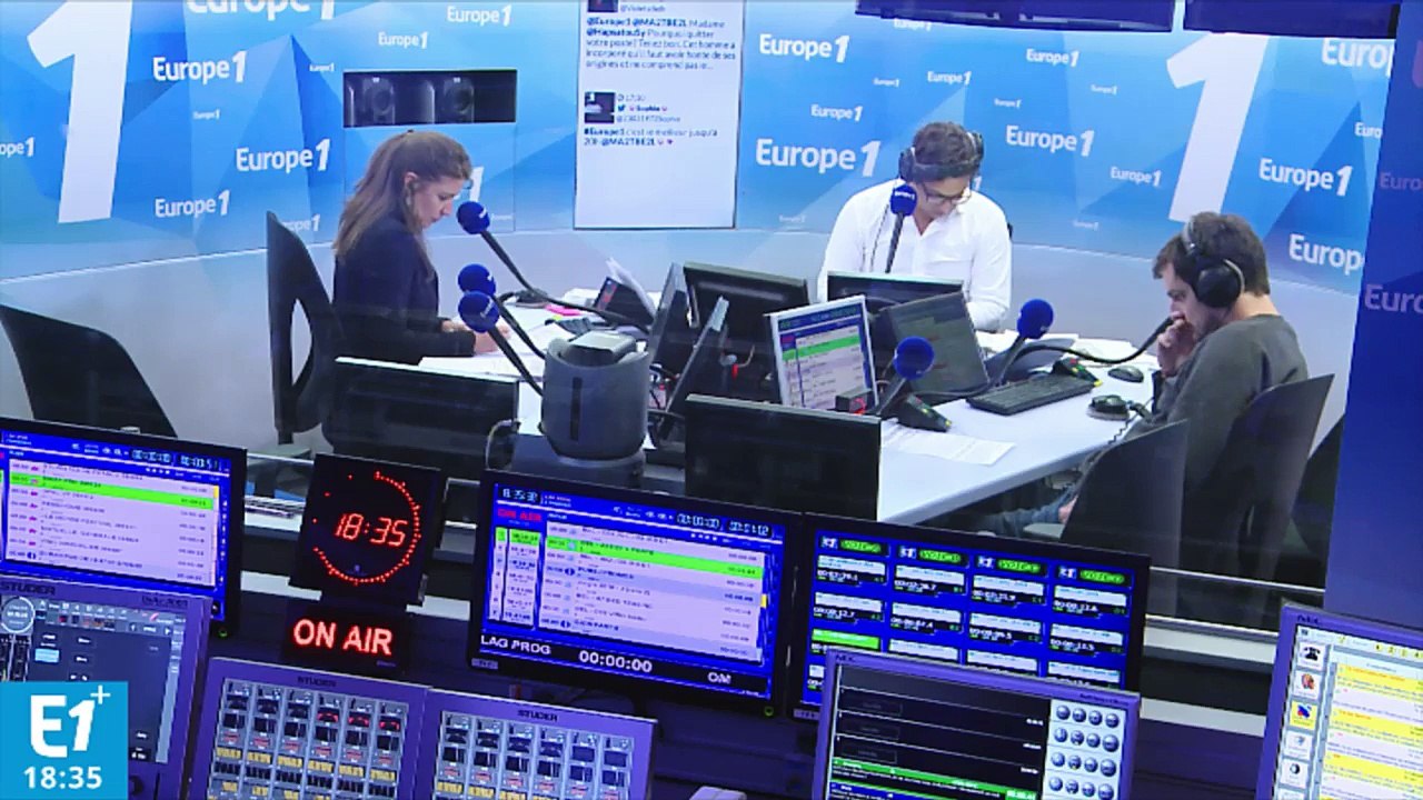 "Pendez les blancs" : "Nick Conrad a besoin de retourner dans son jeu vidéo"