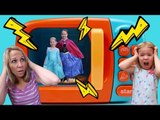 LIFE SIZE Magic Microwave ~ Playing with Princesses w/ Addy and Maya