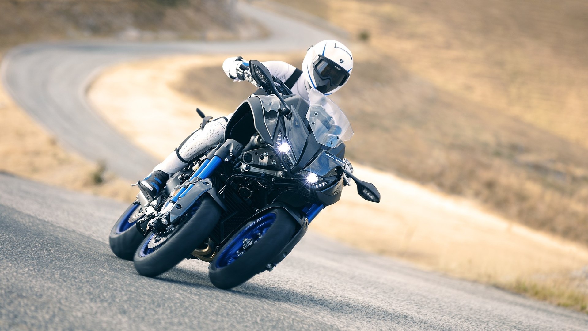 Yamaha NIKEN, la moto de tres ruedas de Yamaha - Vídeo Dailymotion