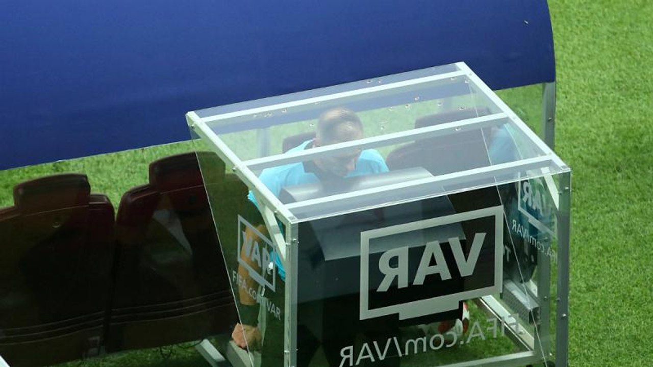 La Var arriverà anche in Champions League