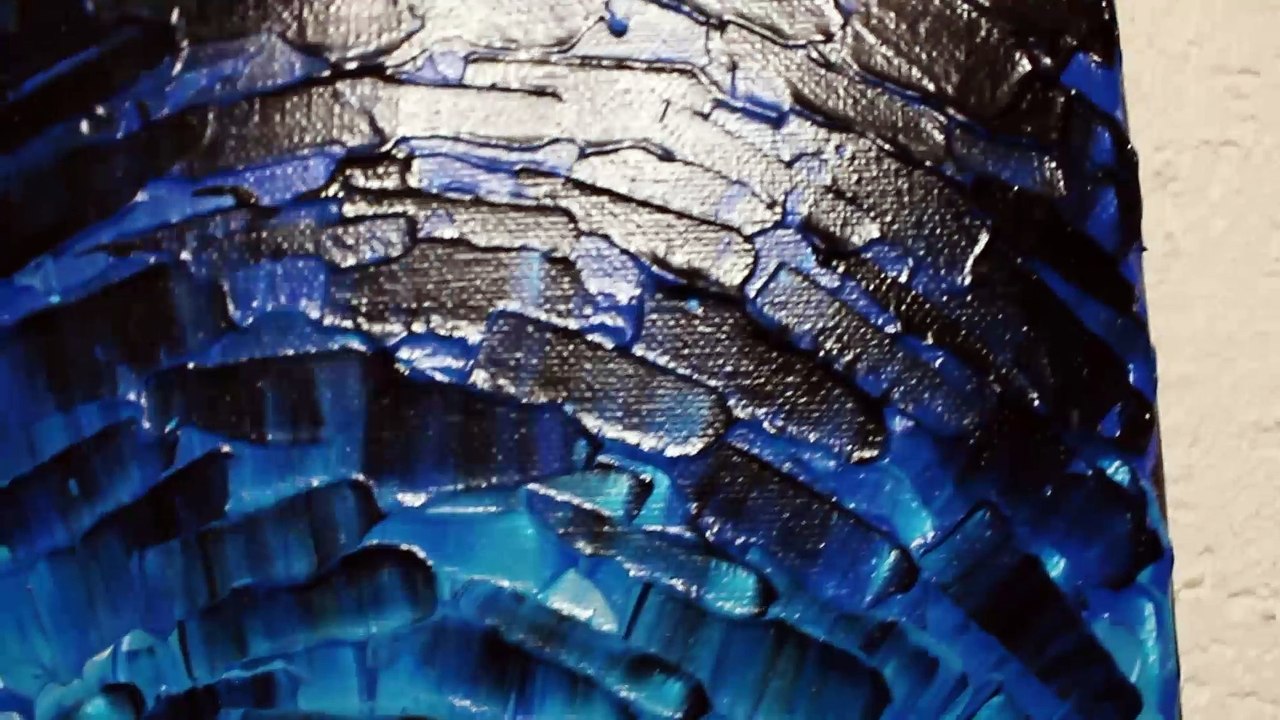 Tableau contemporain : Éclat luminescent bleuté.