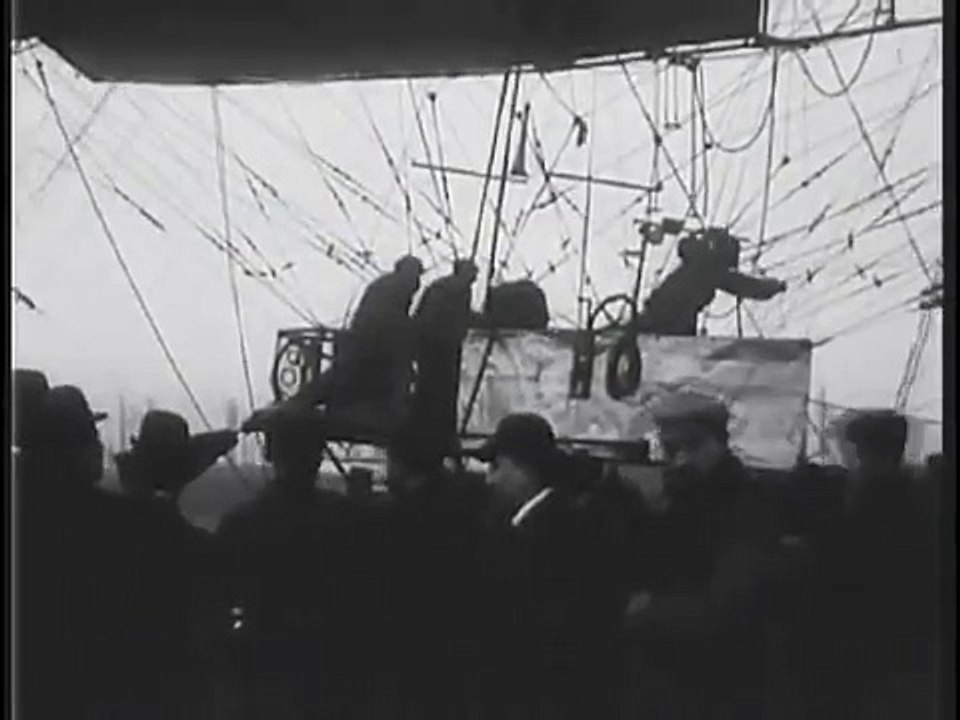 The Dirigible Homeland (1907) - ALICE GUY BLACHE - Le ballon dirigeable 'Le patrie'
