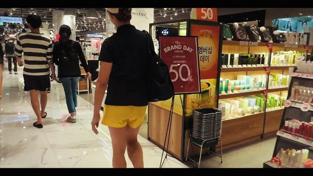 First Day in Korea, Seoul Shopping at Express Bus Terminal & Myeongdong