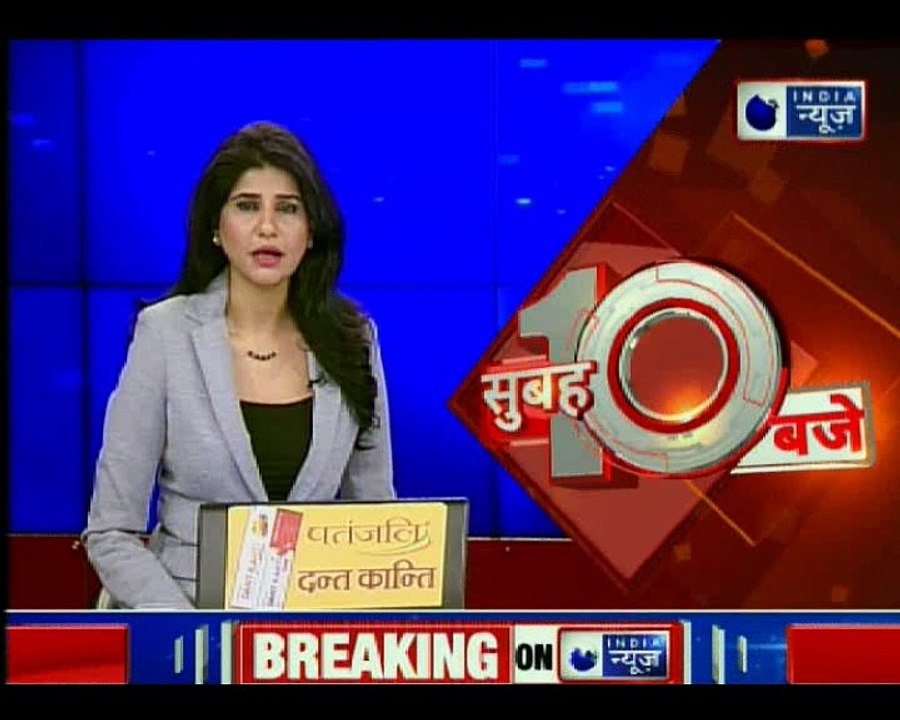 Assam: Kids crossing river in aluminium pots to reach school | स्कूल के लिए पतीले में नदी पार करते बच्चे