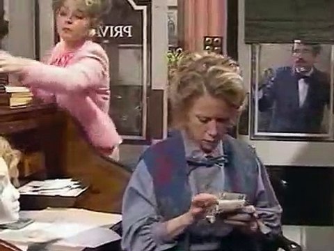 Fawlty Towers-S02E01 Communication problems