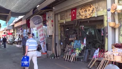 Kemeraltı'nın Demircisi Ürünlerini İnternetten Satıyor