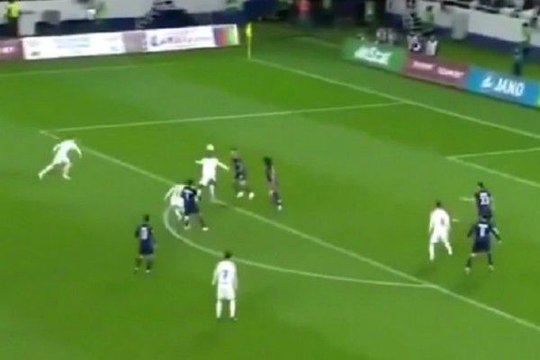 L’exceptionnel ciseau acrobatique d’Eder, l'ancien Lillois