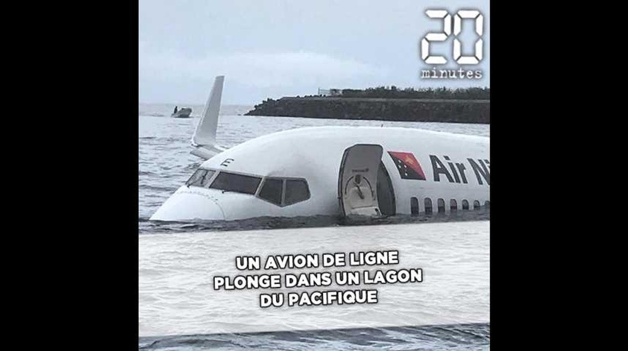 Un avion de ligne plonge dans un lagon du Pacifique