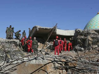 இந்தோனேஷியாவில் பயங்கர நிலநடுக்கம்- வீடியோ