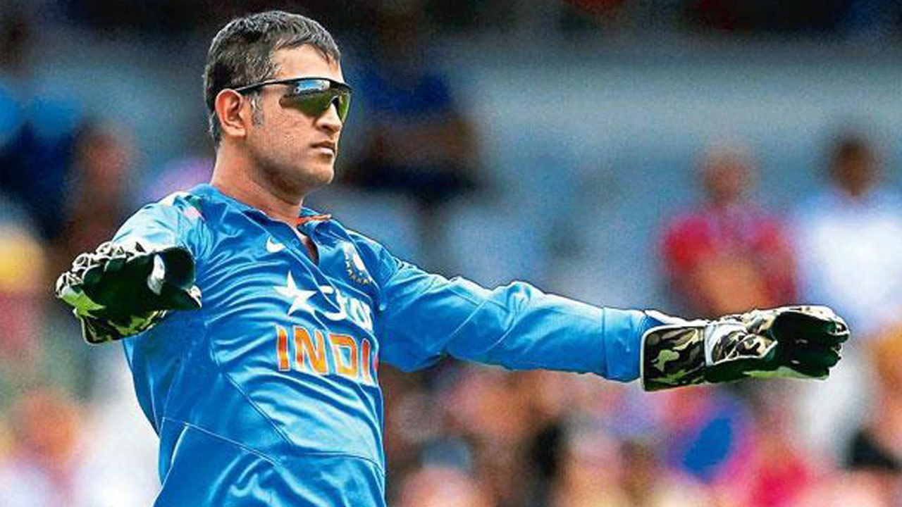 India Vs Bangladesh Asia Cup Final: MS Dhoni completes 800 dismissals | वनइंडिया हिंदी