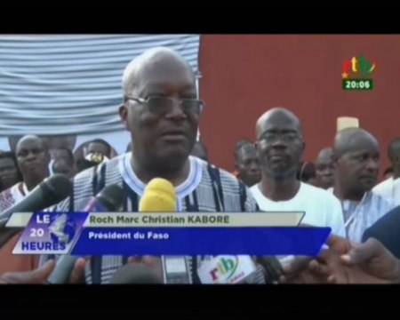 RTB/Le President du Burkina Faso visite la futur usine d’égrenage du coton biologique de la Sofitex