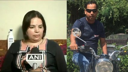 लखनऊ: विवेक तिवारी की पत्नी ने मांगा सीएम योगी से इंसाफ, कहा- नहीं करने दूंगी अतिम संस्कार