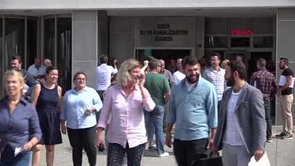 İzmir İtfaiyecilerin Tatbikatı Heyecanla İzlendi