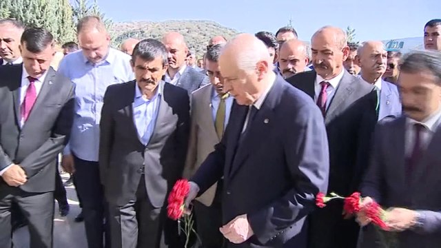 Devlet Bahçeli Kızılcahamam ülkücü şehitleri Anıtı'nı ziyaret etti