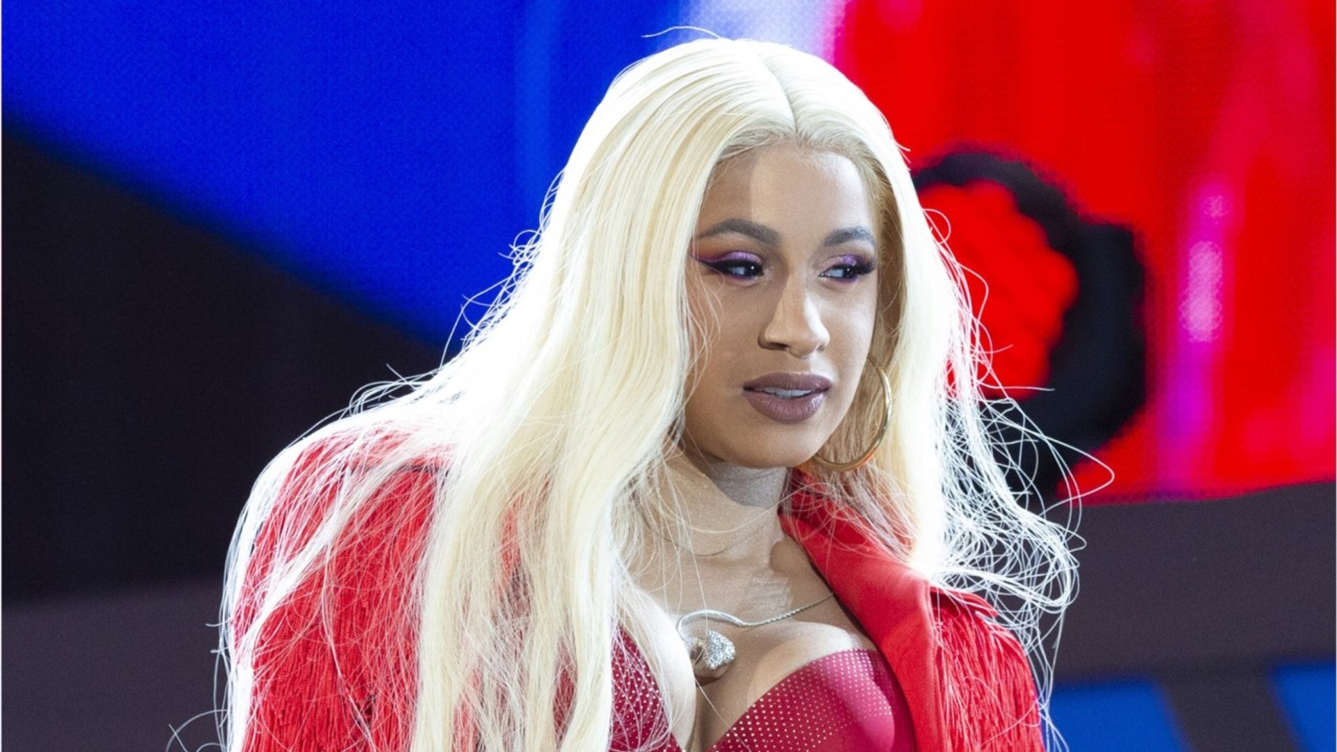 ⁣Cardi B Turned Herself Into The Police