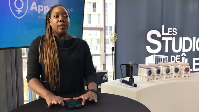 L’artiste féministe Diarata N’Diaye lance son bracelet de lutte contre les violences faites aux femmes