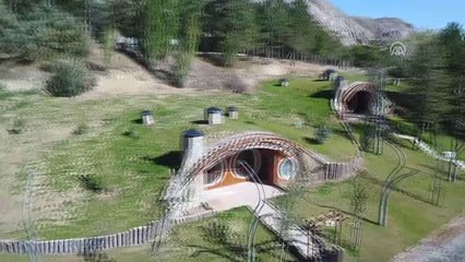 Sivas'ın "Hobbit Evleri" Dünyanın İlgisini Çekti (2)