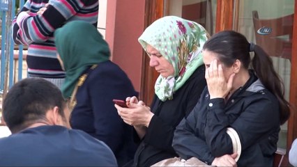 Kağıthane'de bıçaklanarak öldürülen gencin cenazesi ailesine teslim edildi