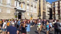 Katolanya'nın Bağımsızlık Referandumu Yıl Dönümü Yürüyüşüne Polis Müdahale Etti