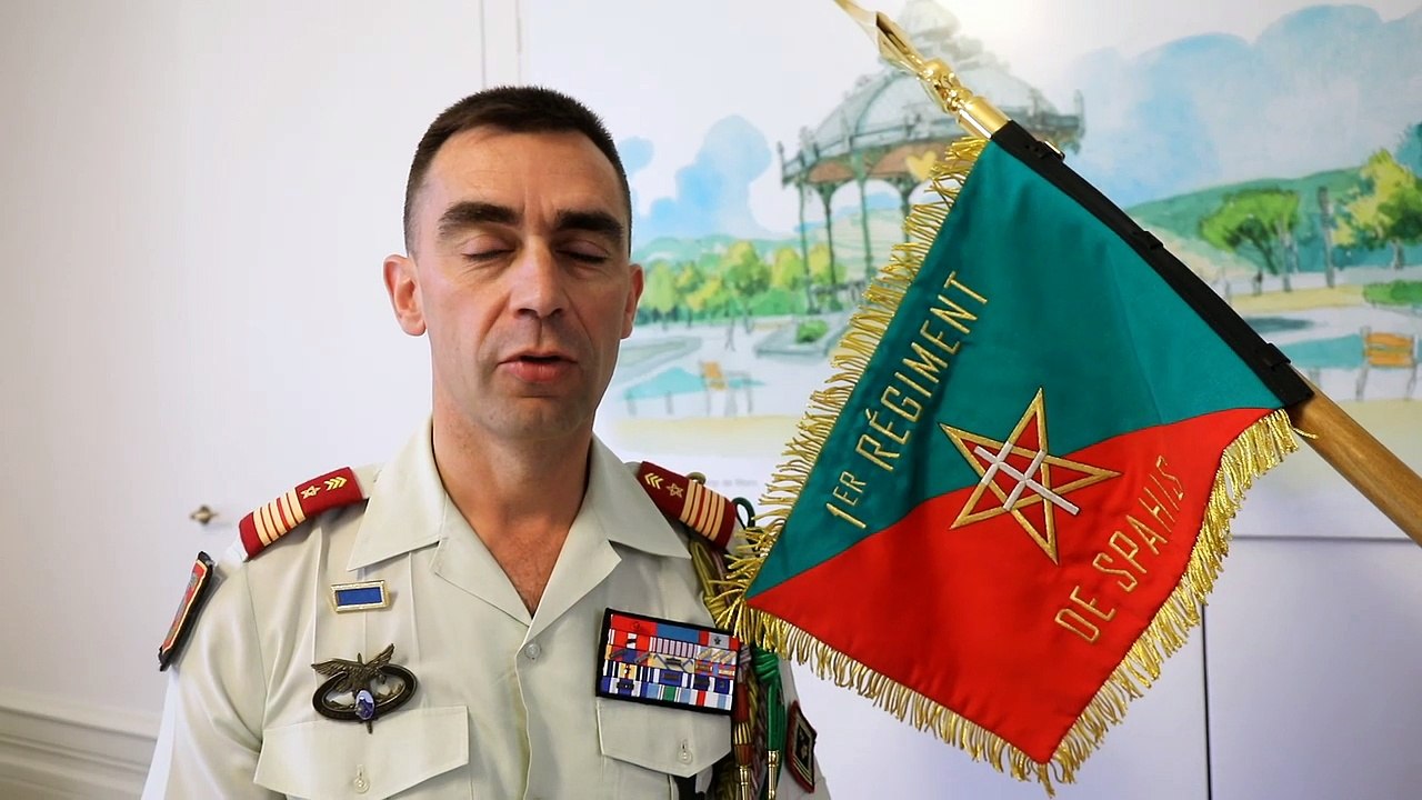 La ville de Valence aux couleurs du 1er régiment de Spahis