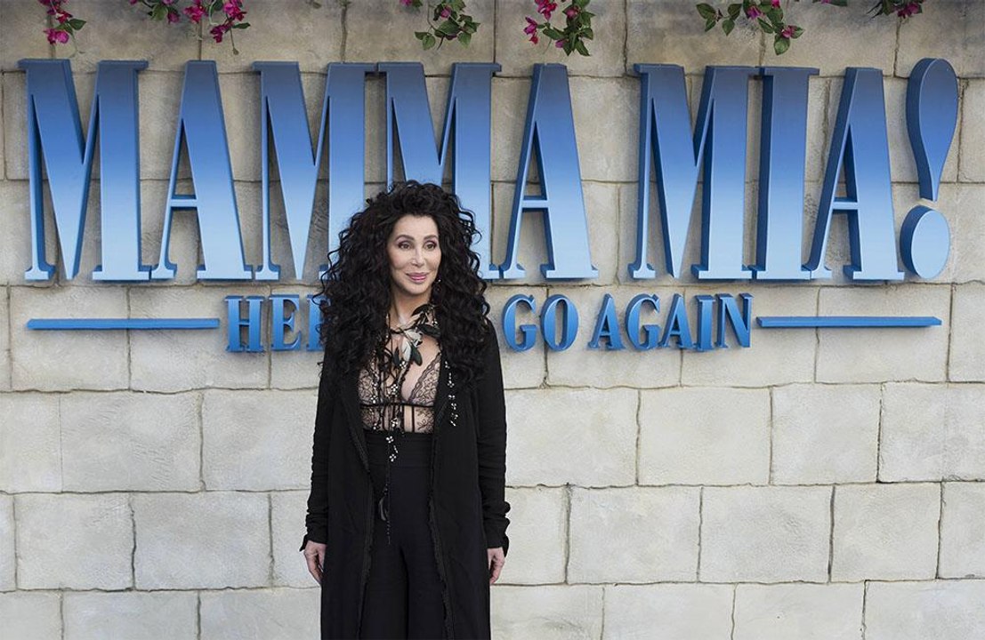 Cher admits she is 'slobby'