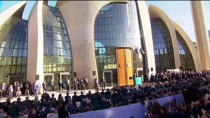 Cumhurbaşkanı Erdoğan: '3,5 milyon soydaşımız var burada onlar da çifte vatandaş olarak Almanya'da bulunsa ne olur sanki?' - KÖLN