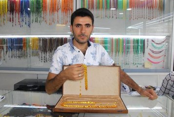 Diyarbakır'da 20 Bin Dolarlık Tespih Göz Kamaştırıyor