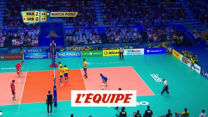 Le résumé vidéo de Brésil-Serbie - Volley - ChM (H)