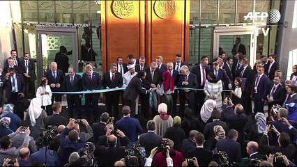 Erdogan concluye su visita a Alemania inaugurando una mezquita
